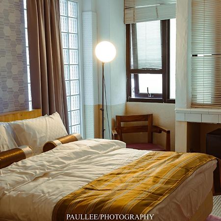 白狗公寓amo B&B市區金三角 東大門夜市 Kota Hualien Bagian luar foto