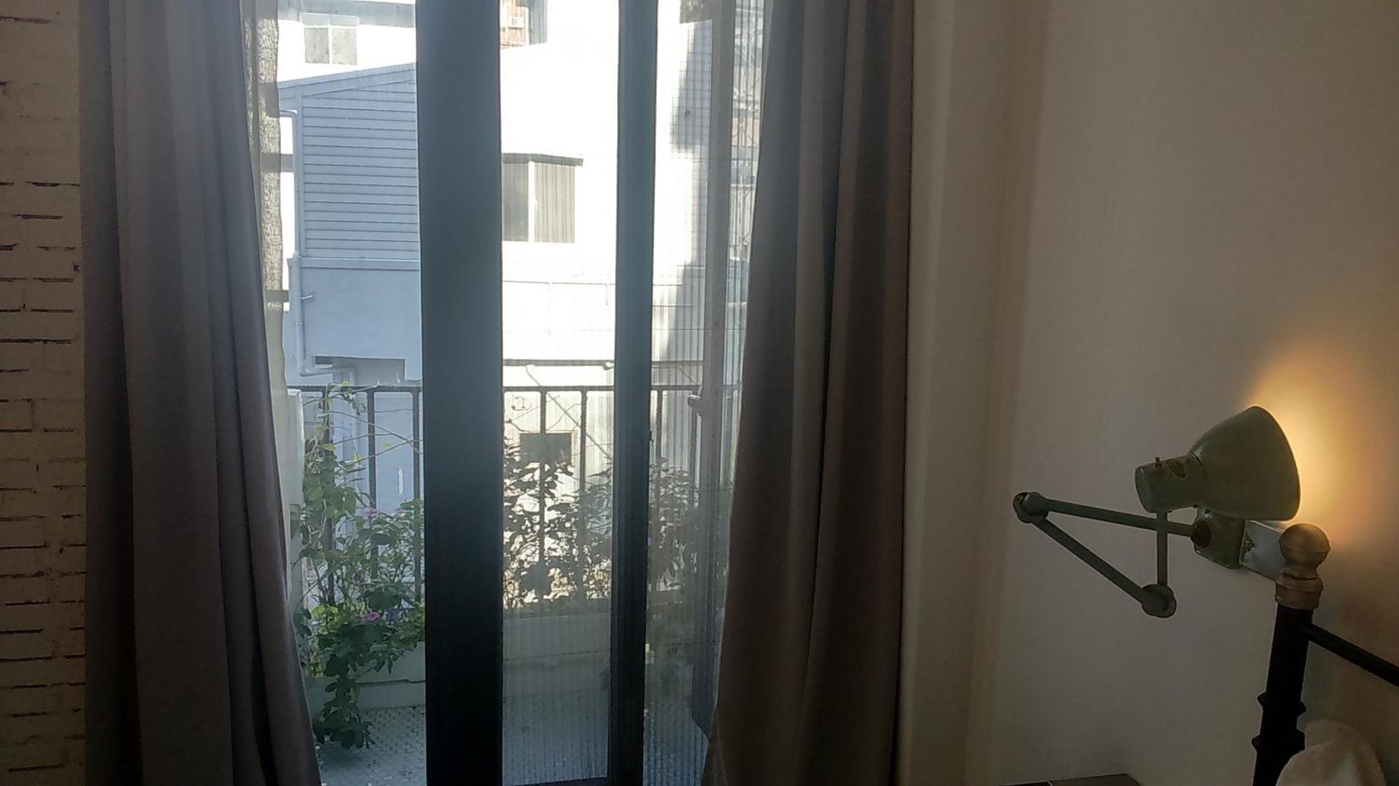 白狗公寓amo B&B市區金三角 東大門夜市 Kota Hualien Ruang foto