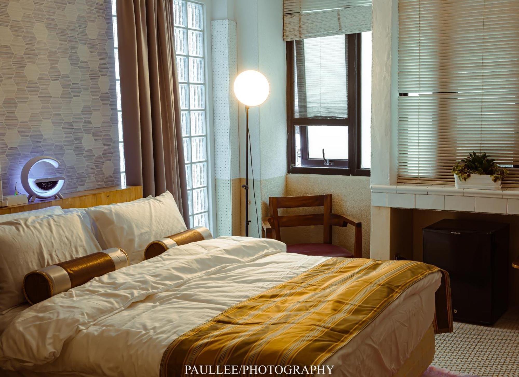 白狗公寓amo B&B市區金三角 東大門夜市 Kota Hualien Bagian luar foto